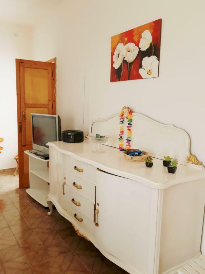 Casa Vacanze Sonia Torre Lapillo Exterior foto